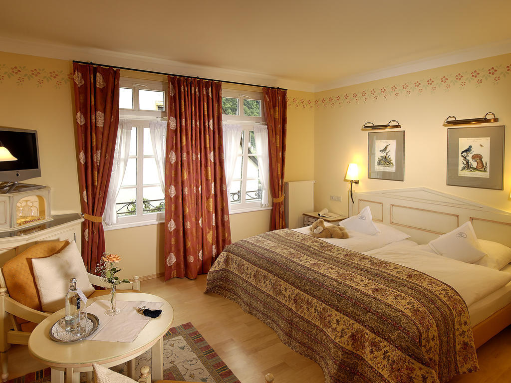 Landhotel Zum Bären Balduinstein Zimmer foto
